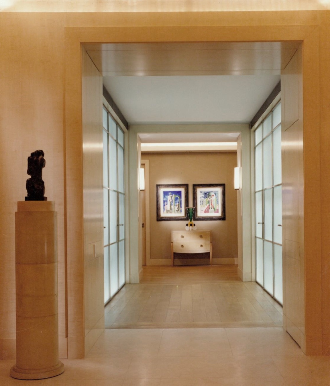 Vintage Condominium Apartment, East Lake Shore Drive, Chicago, interior by Scott Himmel & Co., image 8