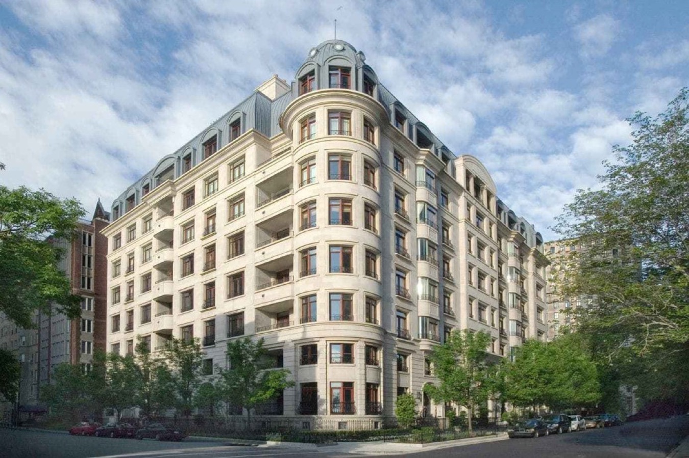 Reworking of an 8-Story Beaux-Arts Condominium, Chicago, Illinois. Interior by Scott Himmel & Co.